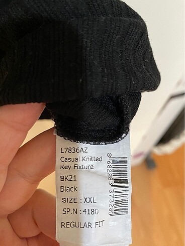 xxl Beden siyah Renk Defacto V yaka siyah Tshirt