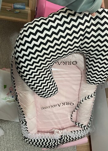 Pembe Baskılı Bebek Uyku Yatağı baby nest - Görsel 3
