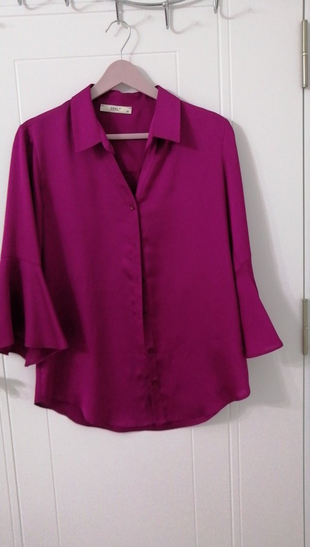 Fuşya V Yaka Düğmeli Kadın Gömlek - Görsel 2