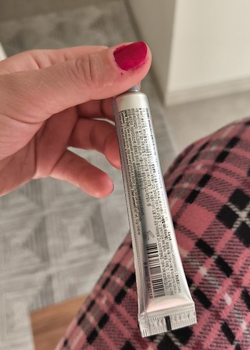 MARY&MAY Traneksamik Asit ve Glutatyon El Kremi - Görsel 3