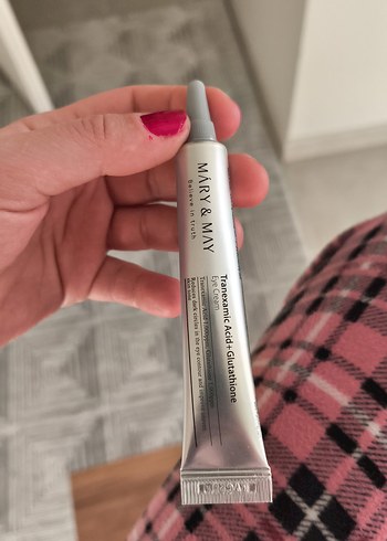 MARY&MAY Traneksamik Asit ve Glutatyon El Kremi - Görsel 2