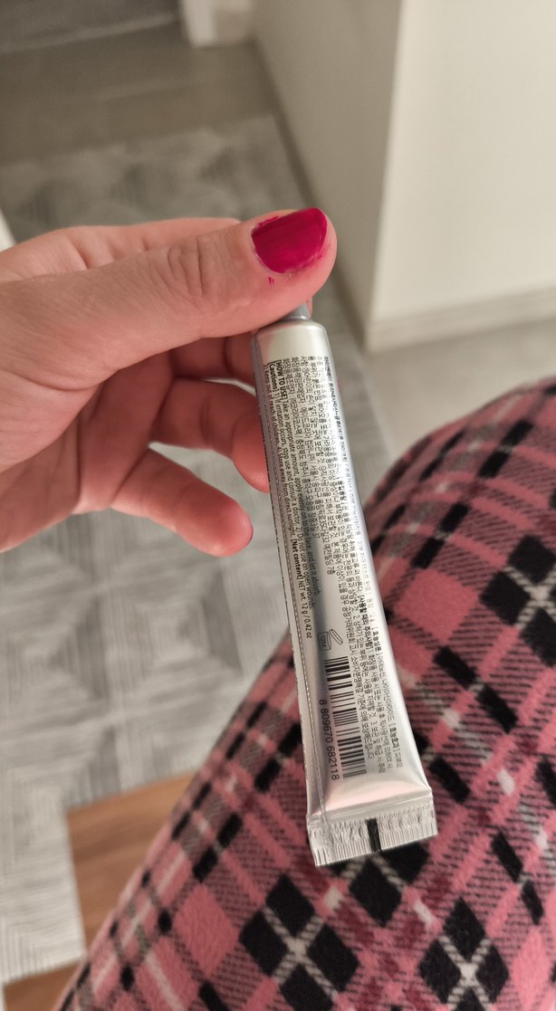 MARY&MAY Traneksamik Asit ve Glutatyon El Kremi - Görsel 3