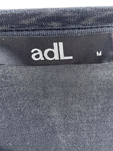 m Beden çeşitli Renk Adil Işık T-shirt %70 İndirimli.