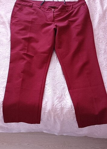 Kırmızı kumaş pantolon
