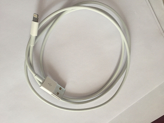 Apple Watch iPhone orijinal şarj Kablosu 
