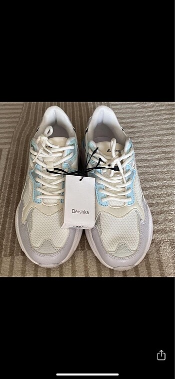 Bershka sneaker