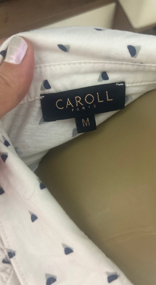 Düğmeli V Yakalı Beyaz Kadın Gömlek - Görsel 4