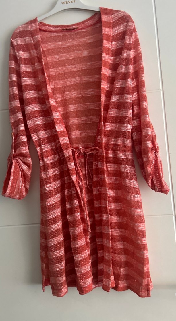 Uzun Kollu Kırmızı Batik Desenli pareo - Görsel 2