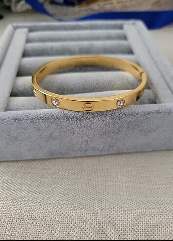 Cartier bileklik