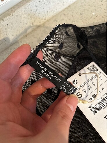 Zara Mini Crop