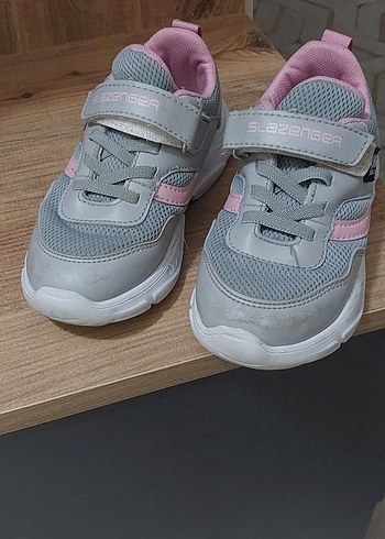 Kız Çocuk Gri Spor Ayakkabı Velcro Bağcıklı