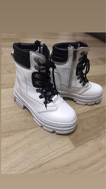 Zara Kız çocuk botu