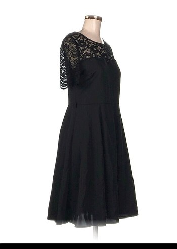 Vintage Love Dantel Detaylı Siyah Midi Kısa Kollu Elbise