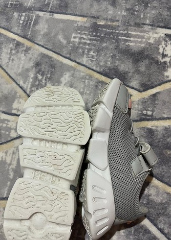 Kız Çocuk Gri Spor Ayakkabı - Görsel 4