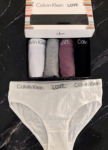 Calvin Klein Kadın Kilot