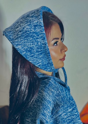 Kadın Mavi Kapüşonlu Örgü Sweatshirt - Görsel 4