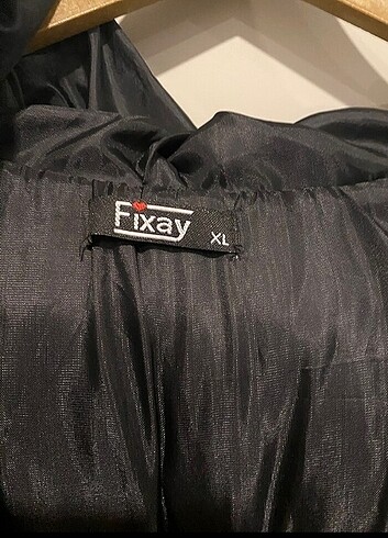xl Beden siyah Renk Şişme mont