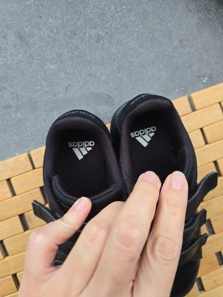 adidas çocuk ayakkabı - Görsel 3