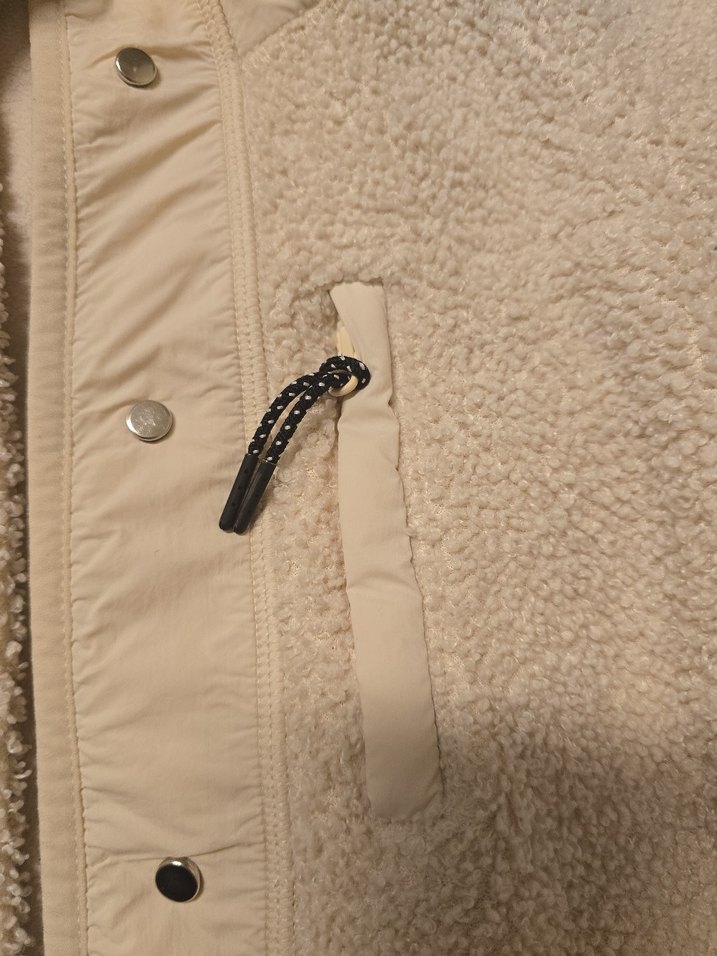 oysho polar ceket - Görsel 4