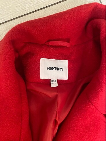 Koton Kırmızı kaban