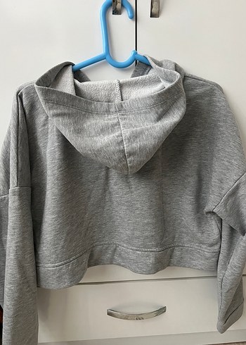 Trendyol & Milla Gri Kapüşonlu Fermuarlı Kadın Sweatshirt