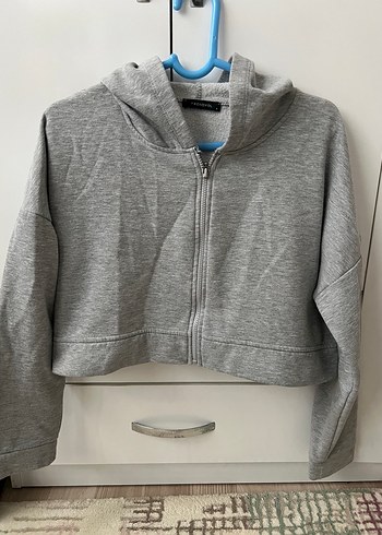 Gri Kapüşonlu Fermuarlı Kadın Sweatshirt