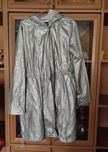 Gri Kadın Yağmurluk - Görsel 11