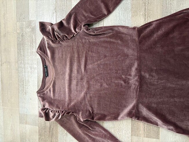 m Beden pembe Renk Bershka kadife elbise