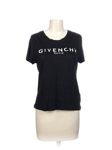 GIVENCHY T-shirt %70 İndirimli.