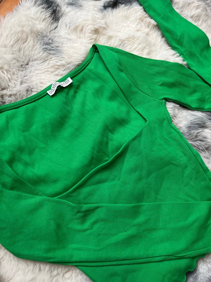 Düğmeli Yeşil Crop Top - Görsel 2