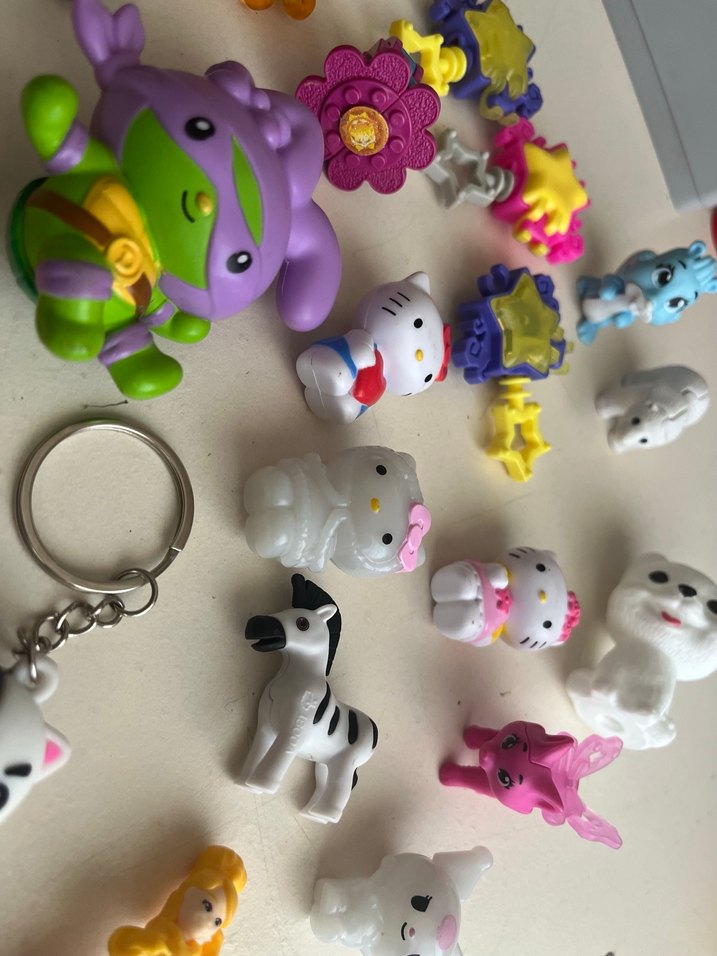 Renkli Mini Aksiyon Figürleri Seti - Görsel 3