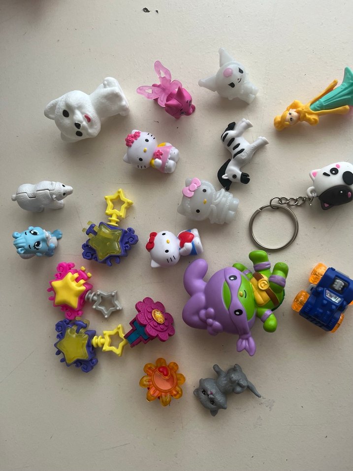 Renkli Mini Aksiyon Figürleri Seti - Görsel 2