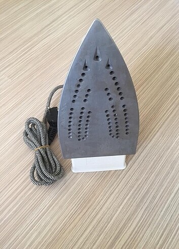 Braun Şok Buharlı Ütü - Görsel 9