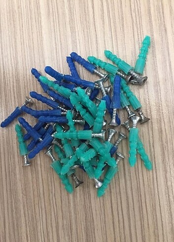 Vidalı Renkli Plastik Dubel