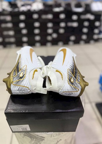 Nike Beyaz Altın i Erkek Futbol Ayakkabısı Nike ZOOM