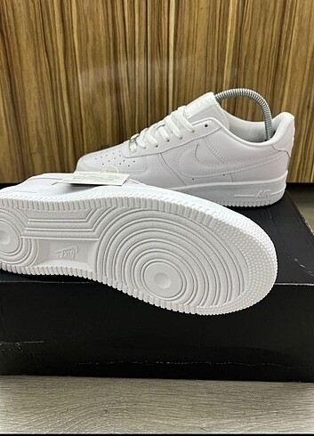 42 Beden Sıfır ürün kutulu ithal Nike Air FORCE AF1 