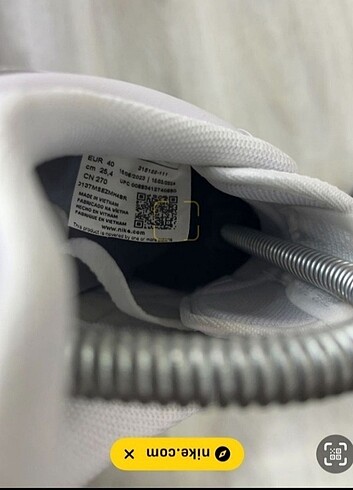 42 Beden beyaz Renk Sıfır ürün kutulu ithal Nike Air FORCE AF1 