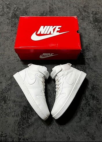 38 Beden beyaz Renk Sıfır ürün kutulu ithal Nike COURT BROUGHT