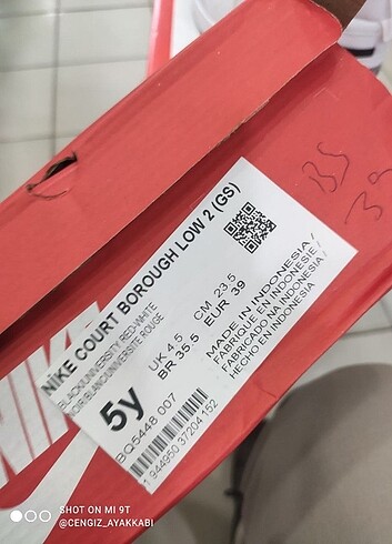 37 Beden beyaz Renk Sıfır ürün kutulu ithal Nike COURT BROUGHT
