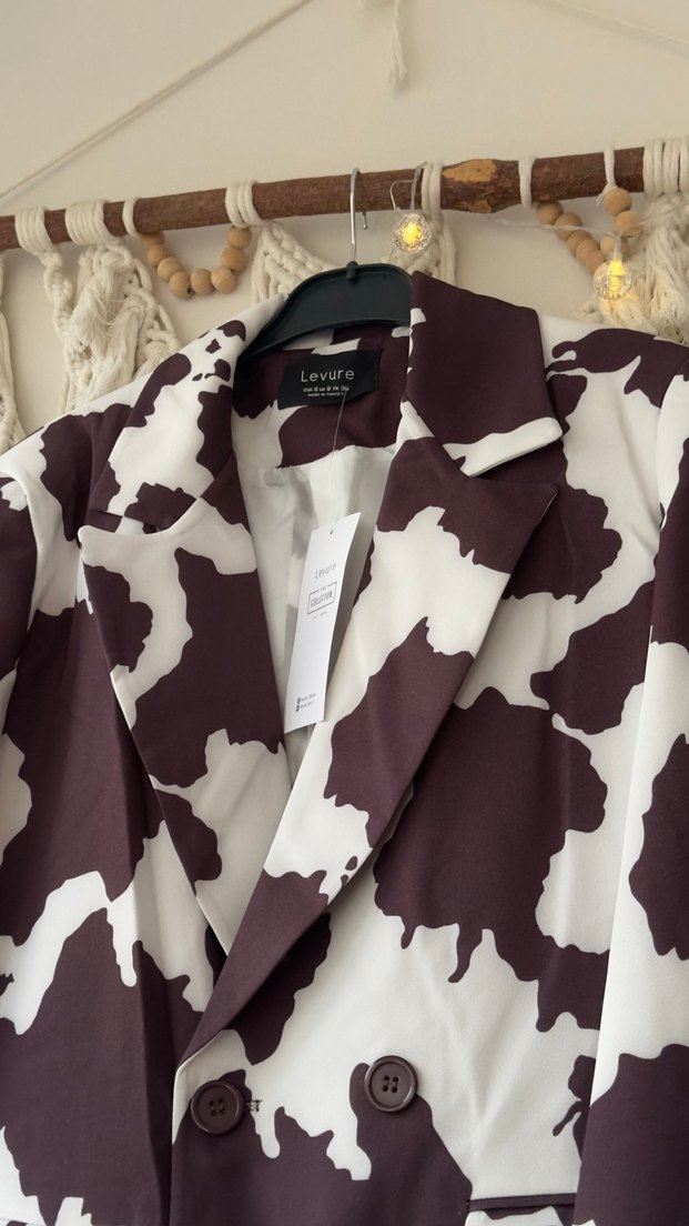 Düğmeli Kahverengi Batik Desenli Kadın Blazer Cow Printed - Görsel 3