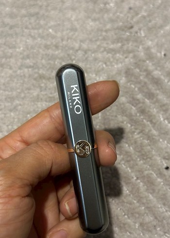 KIKO Milano Unlimited Stylo 06 numara Ruj - Görsel 3