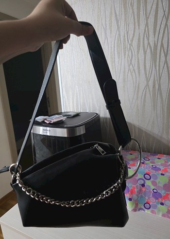 Kadın Siyah Deri Zincir Detaylı Çanta - Görsel 3