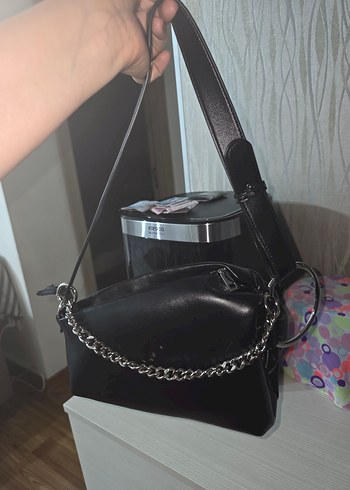 Kadın Siyah Deri Zincir Detaylı Çanta - Görsel 2