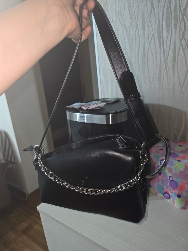 Kadın Siyah Deri Zincir Detaylı Çanta - Görsel 2