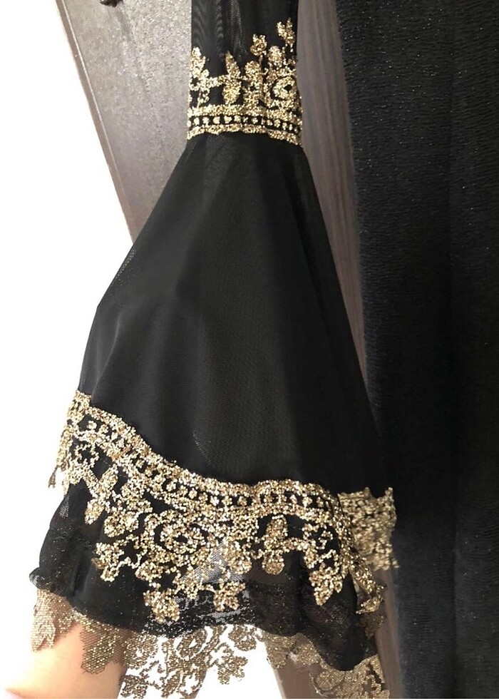 Kolları sim detaylı abiye - Görsel 4