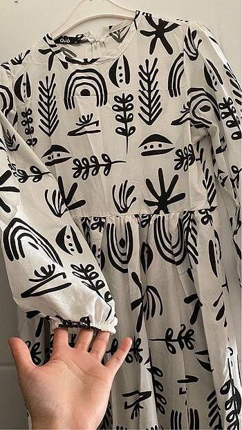 Qup marka desenli elbise - Görsel 2