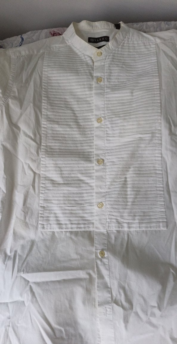 Beyaz Keten Düğmeli erkek gömlek - Görsel 3