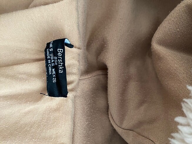 s Beden Bershka mont