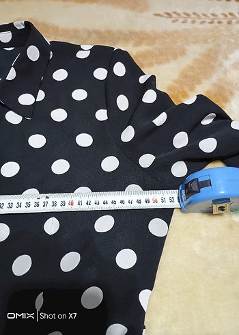 Düğmeli Siyah Puantiyeli Uzun Elbise - Görsel 4