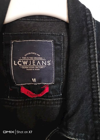 Siyah Düğmeli Denim Ceket - Görsel 2